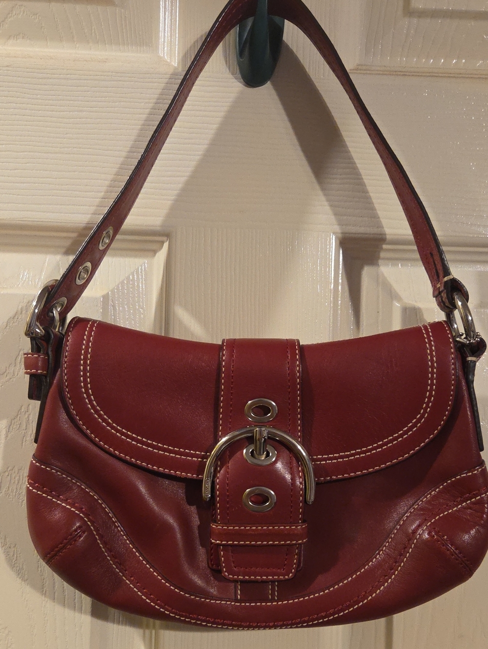 Vintage Y2K Coach Soho Buckle Bag In Red Leather Syle #: HO799-F10909